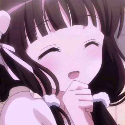 Angelababy看到小朋友下意识护住